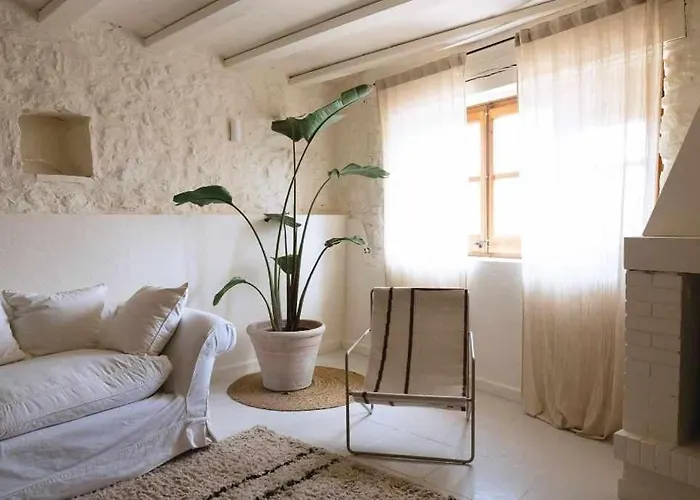 Estudio Niu Lohodihomes דירה ז'ירונה